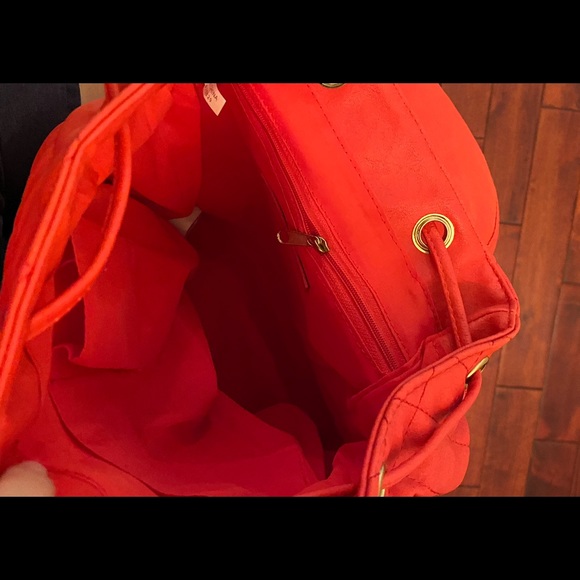 Red mini backpack - Picture 3 of 3